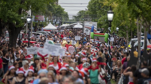 Miles de vecinos de Campana disfrutaron de una jornada fantástica en la ciudad