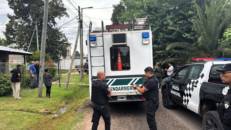 La Policía Municipal redujo a un hombre drogado que causaba destrozos en una casa: luego murió de sobredosis