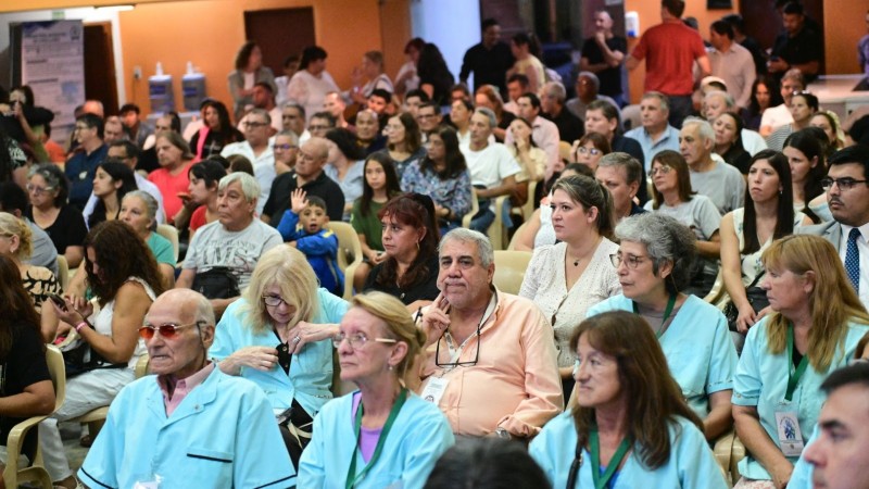 Escobar creó un certificado para formalizar el acompañamiento espiritual de todas las organizaciones religiosas