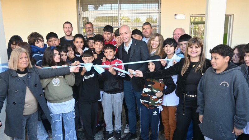 Infraestructura escolar: inauguraron dos nuevas aulas en la Secundaria 23 de Garín