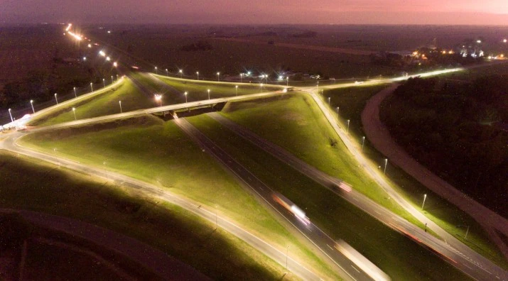 Nueva iluminación LED en los accesos a Lima y Ramallo sobre la RN 9 