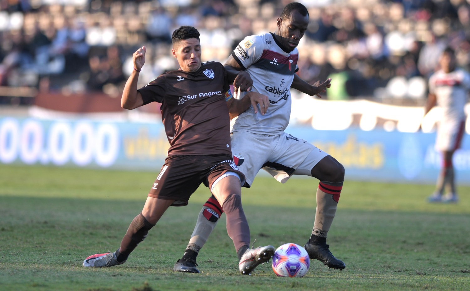 Platense y Colón no se sacaron ventajas en un empate con pocas emociones