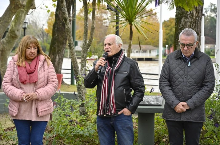 Julio Zamora encabezó el acto en memoria de Carolina Aló a 28 años de su femicidio