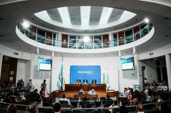 Nardini inició las sesiones ordinarias con foco en la modernización digital, la seguridad y el deporte en el 30° aniversario de Malvinas Argentinas