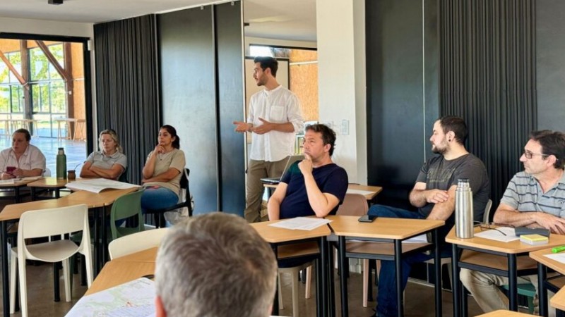 Pergamino avanza en la medición del riesgo de calor extremo con la visita de un investigador internacional