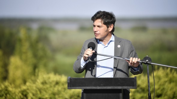 Kicillof: "La caída del consumo es consecuencia de políticas que benefician a unos pocos: necesitamos volver a promover el trabajo y el turismo local"