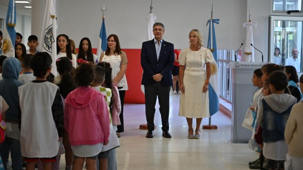 Más de 300 mil alumnos de Inicial y Primaria comenzaron las clases: desde este año van a aprender sobre Inteligencia Artificial