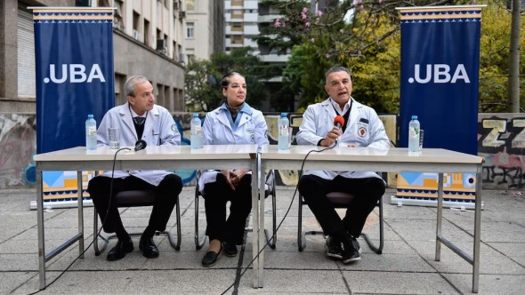 Crisis en la UBA: advierten que los hospitales universitarios podrían dejar de atender en 45 días
